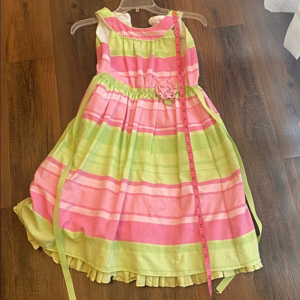 Rare Editions delightful dress